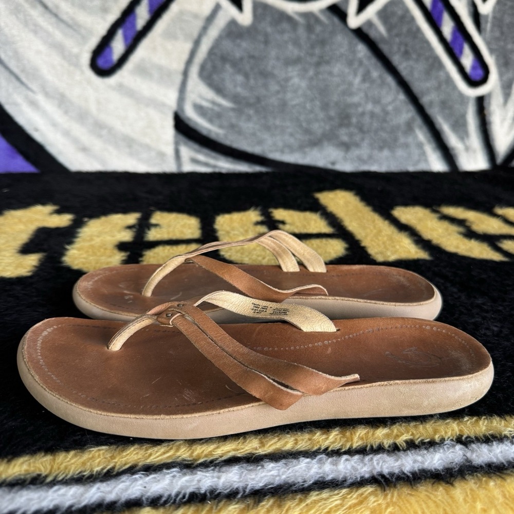 Size 39/W9 - OluKai Kapehe Luana Flip Flops Womens Sahara Leather Shoes